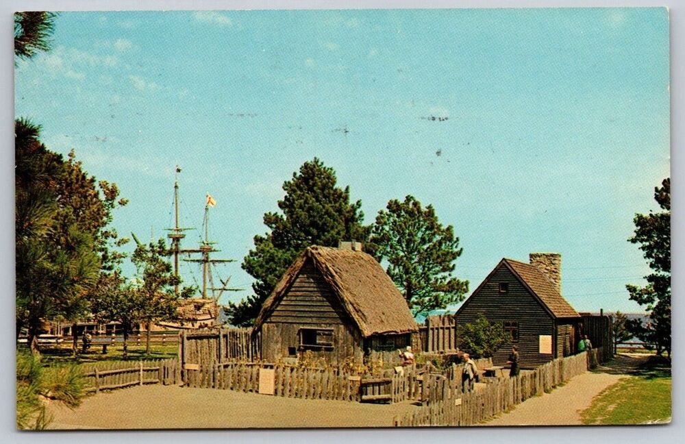 Vtg Postcard 1967 Plymouth MA First Pilgrim Houses & Mayflower II Plastichrome